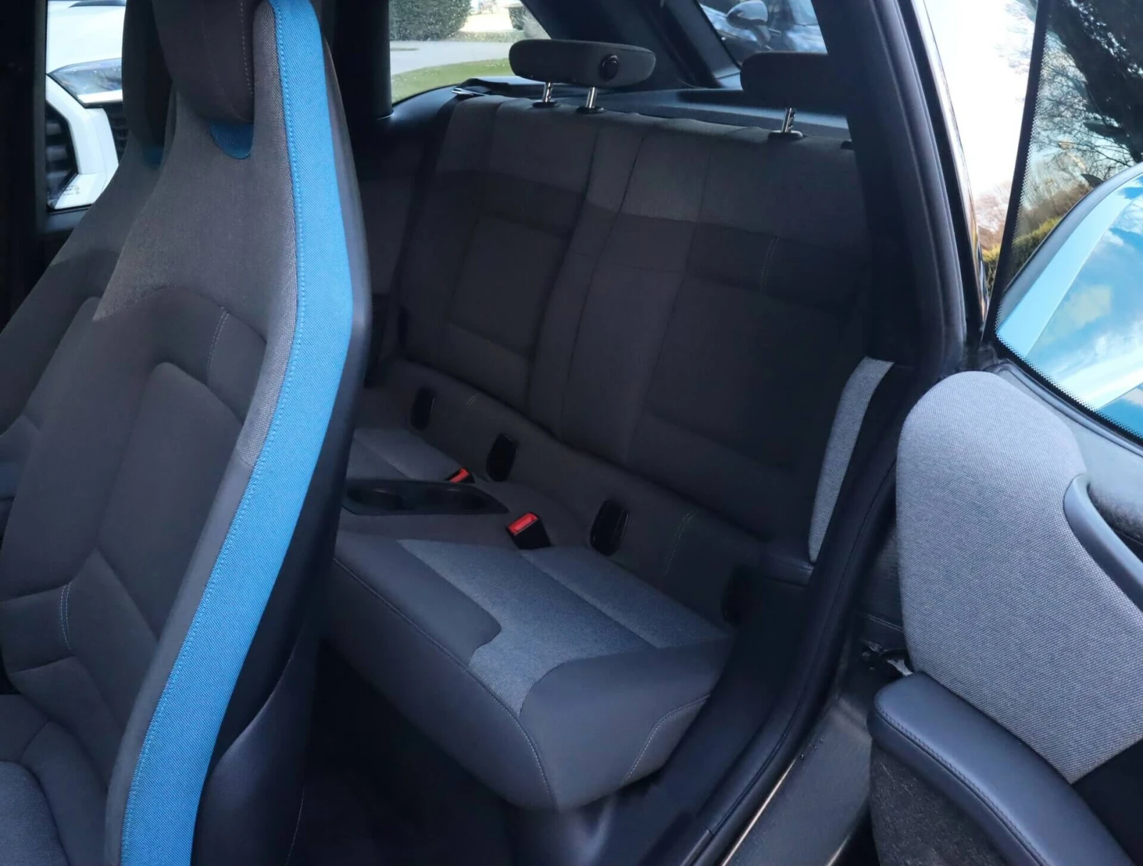 BMW i3 FullLed/Подгрев/PDC/Comfort/Cruise Control/, снимка 9 - Автомобили и джипове - 54184655