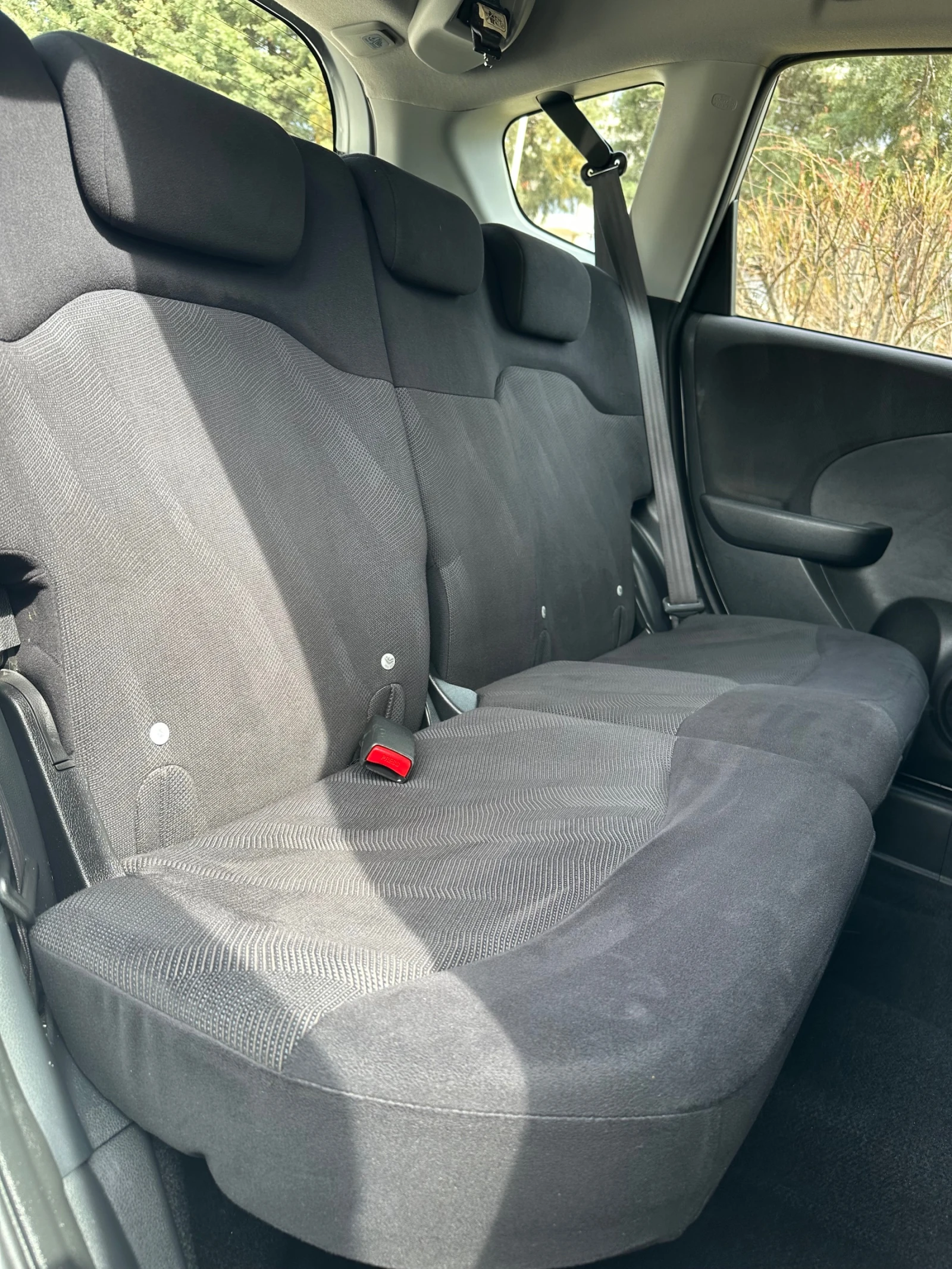 Honda Jazz 1.4 I АВТОМАТ, снимка 13 - Автомобили и джипове - 54206369