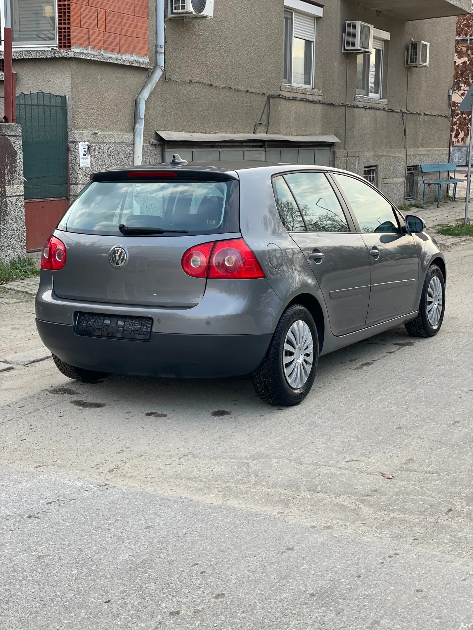 VW Golf 1.9 TDI 2007, снимка 6 - Автомобили и джипове - 54482364
