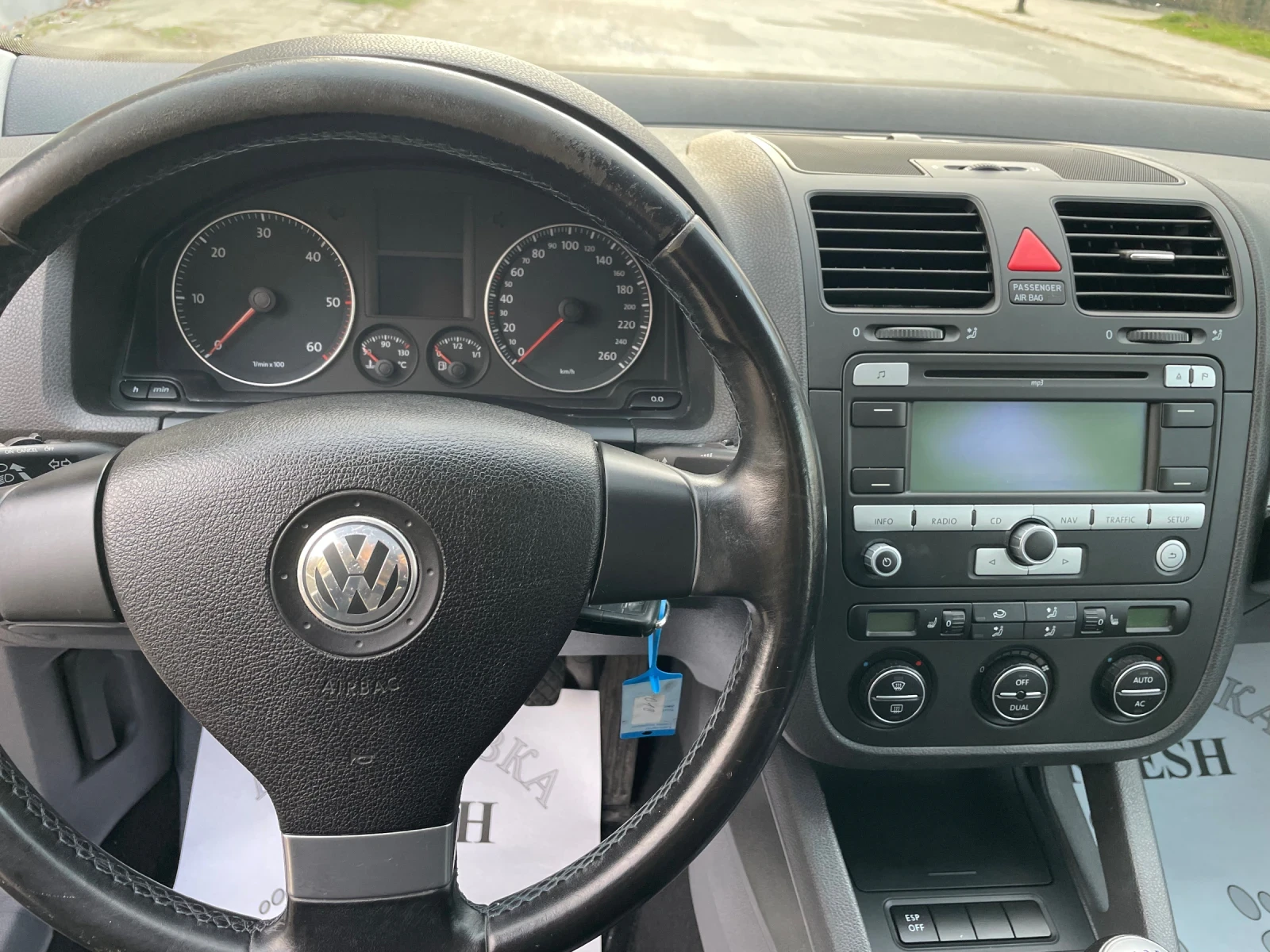 VW Golf 1.9 TDI 2007, снимка 10 - Автомобили и джипове - 54482364