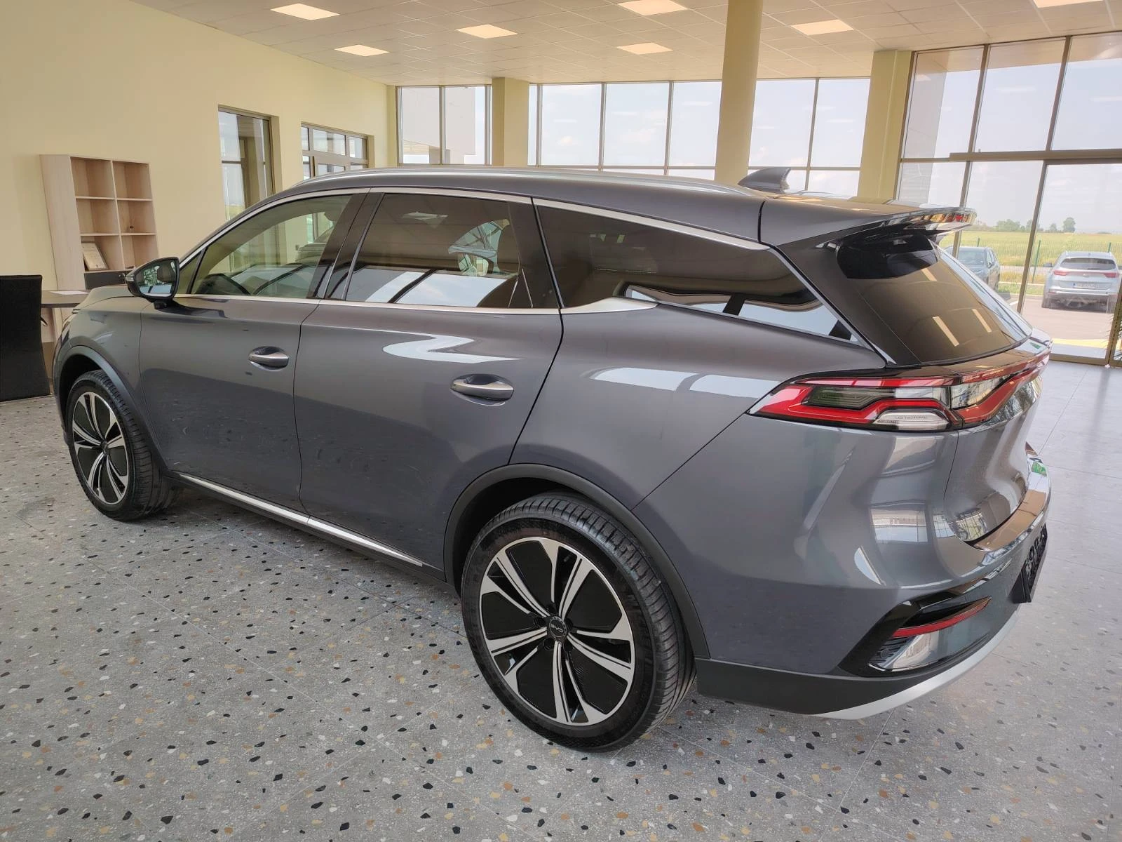 BYD Tang Tang II 517��.108.8kWh | Mobile.bg � ����������� 3