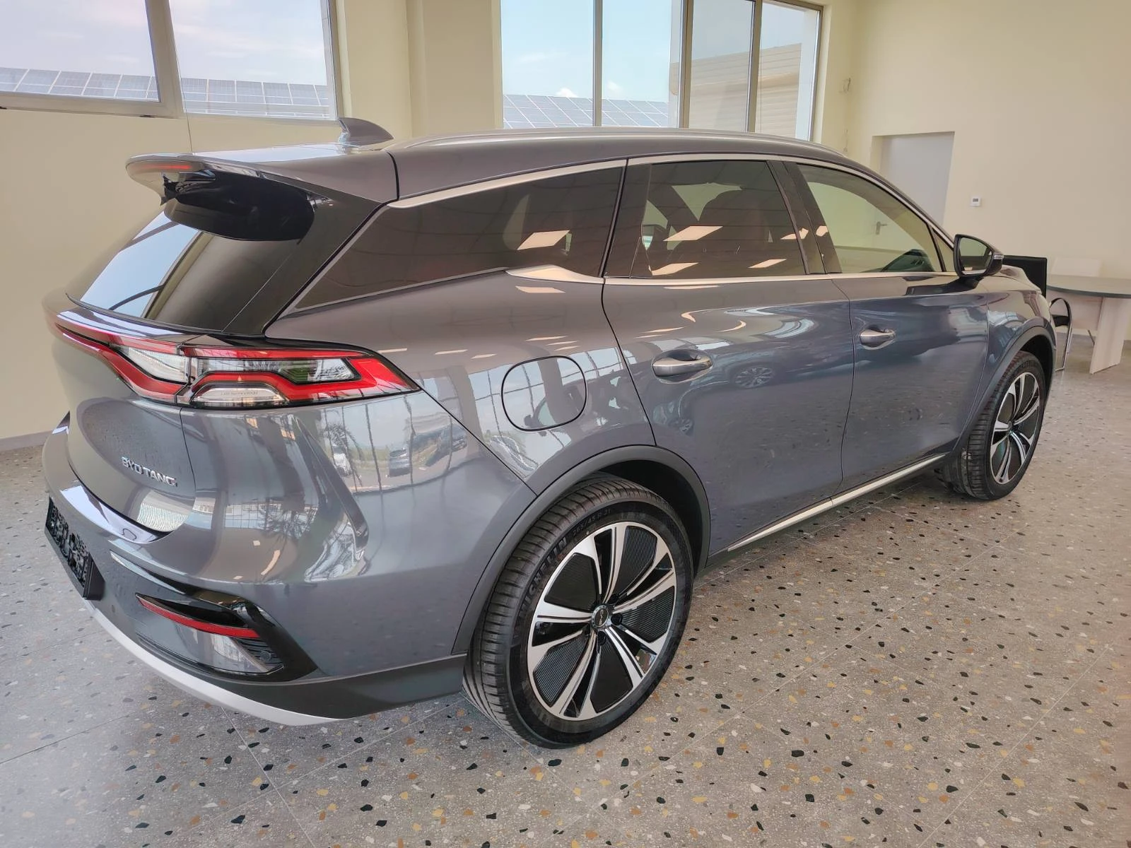 BYD Tang Tang II 517��.108.8kWh | Mobile.bg � ����������� 5