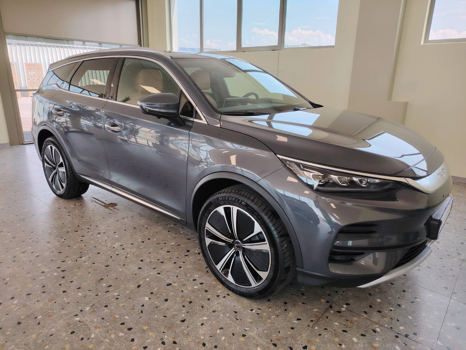BYD Tang Tang II 517��.108.8kWh | Mobile.bg � ����������� 6