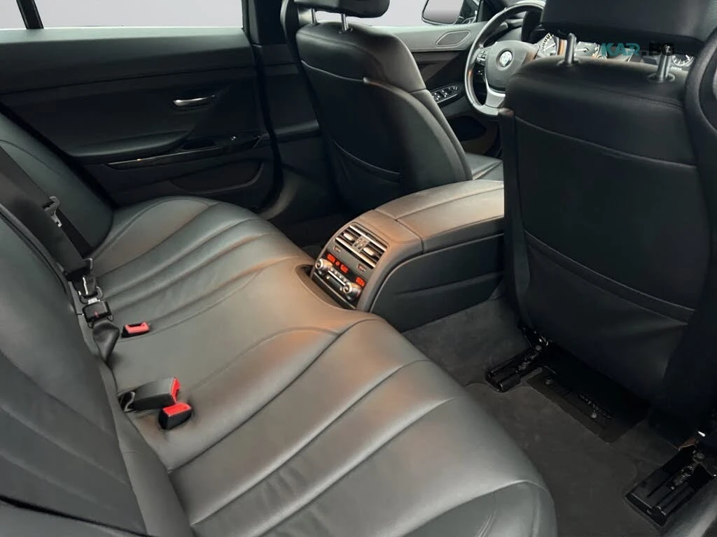 BMW 640 6 Series 640i xDrive * АвтоКредит * (ЦЕНА ДО БГ), снимка 15 - Автомобили и джипове - 54886103