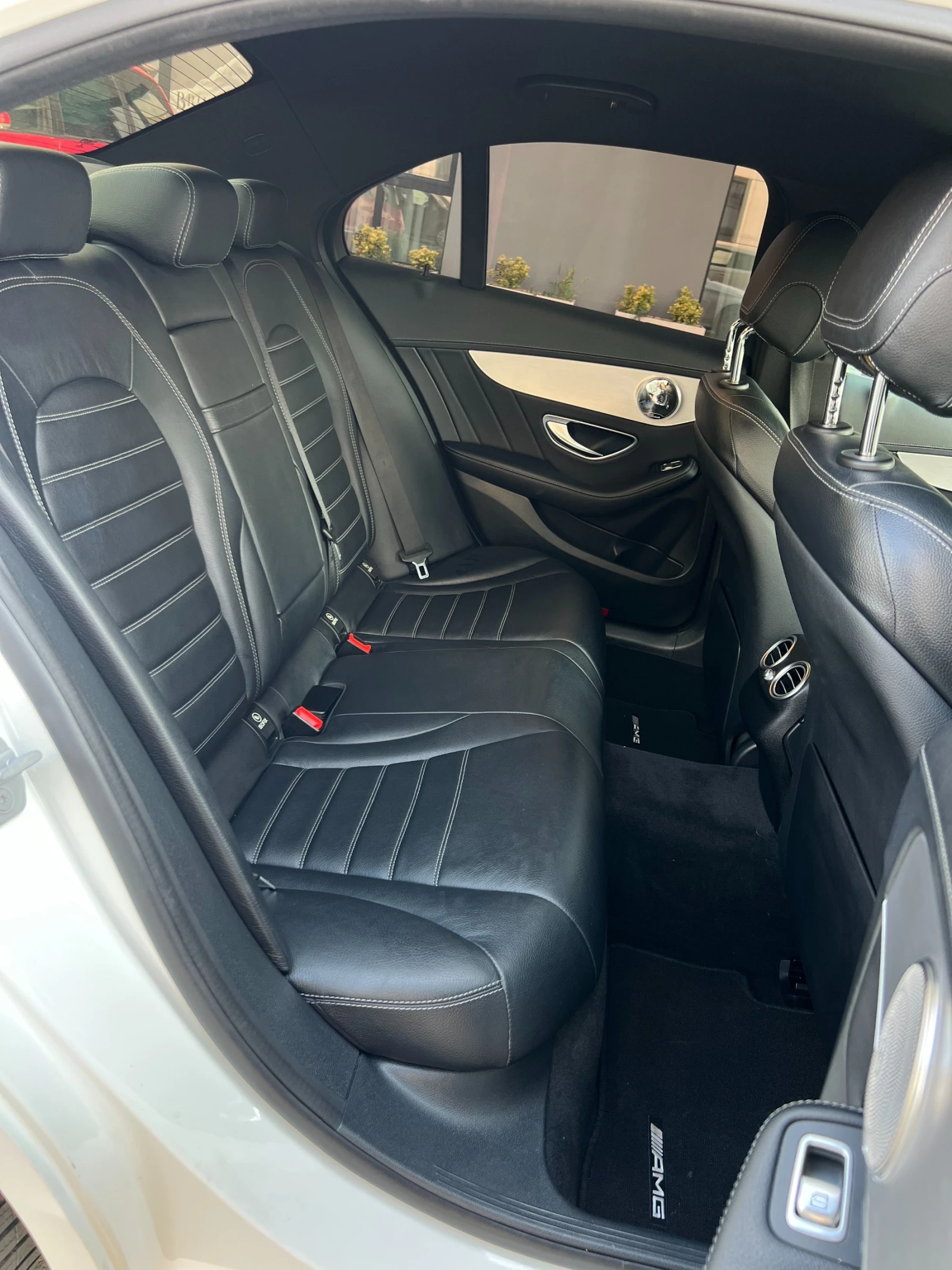 Mercedes-Benz C 220 CDI AMG FULL LED HEAD UP KEYLESS GO BURMESTER, снимка 16 - Автомобили и джипове - 55149482