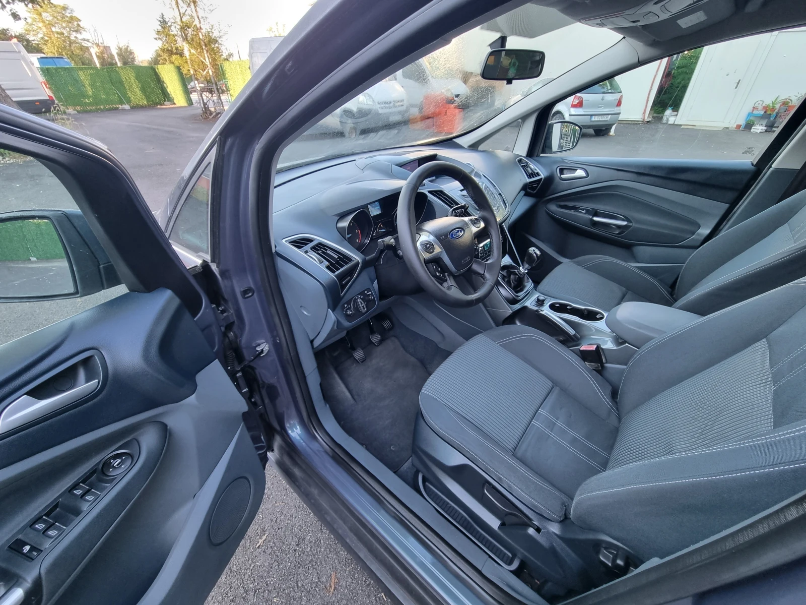 Ford C-max 1.6 D 116 к.с. TITANIUM KEYLESS NAVI ЕВРО5, снимка 10 - Автомобили и джипове - 55166269