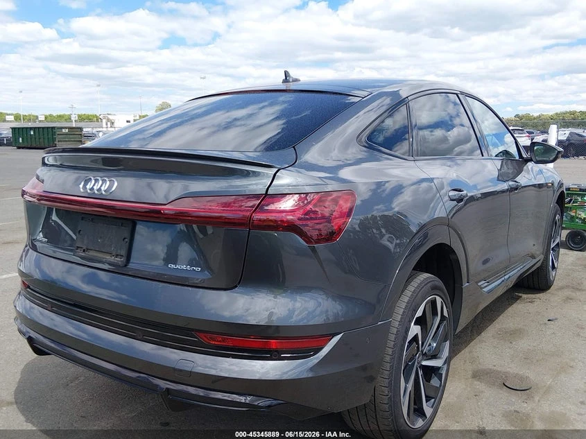 Audi E-Tron Sportback Premium Plus S Line Quattro, снимка 4 - Автомобили и джипове - 55246210