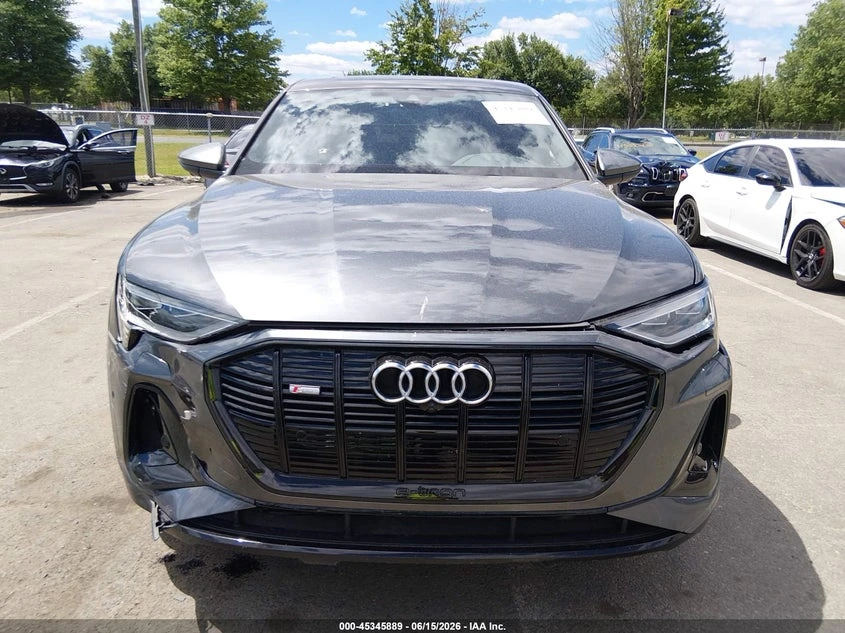 Audi E-Tron Sportback Premium Plus S Line Quattro, снимка 12 - Автомобили и джипове - 55246210