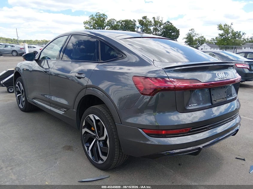 Audi E-Tron Sportback Premium Plus S Line Quattro, снимка 3 - Автомобили и джипове - 55246210
