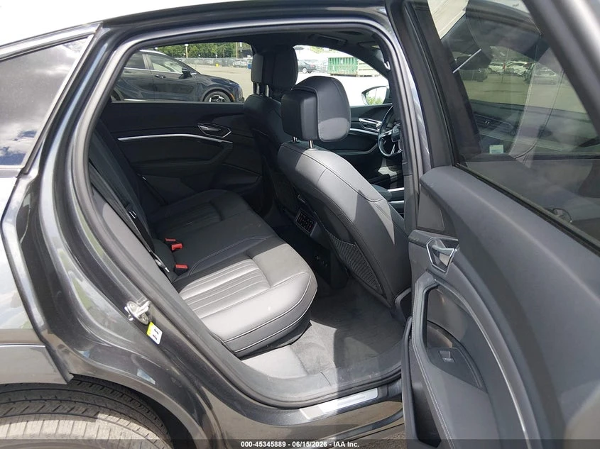 Audi E-Tron Sportback Premium Plus S Line Quattro, снимка 8 - Автомобили и джипове - 55246210