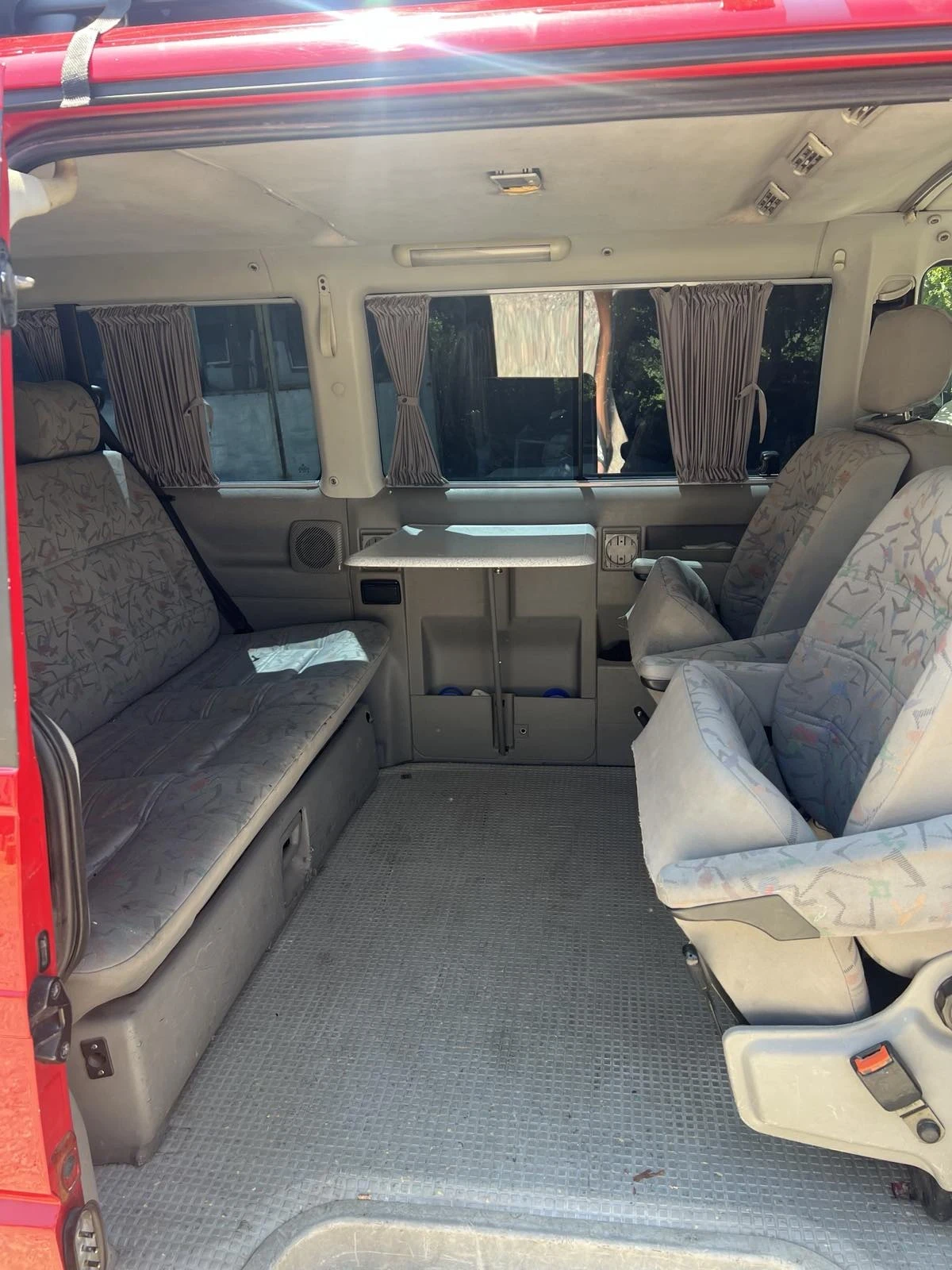 VW Multivan 2.5TDI -102 , снимка 10 - Автомобили и джипове - 55354293