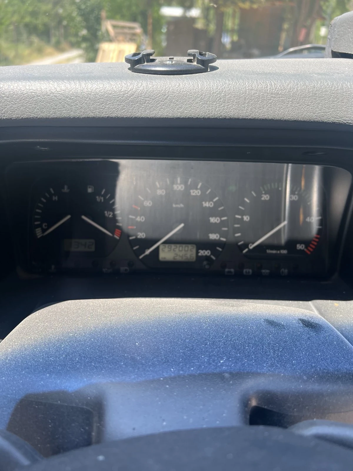 VW Multivan 2.5TDI -102 , снимка 11 - Автомобили и джипове - 55354293