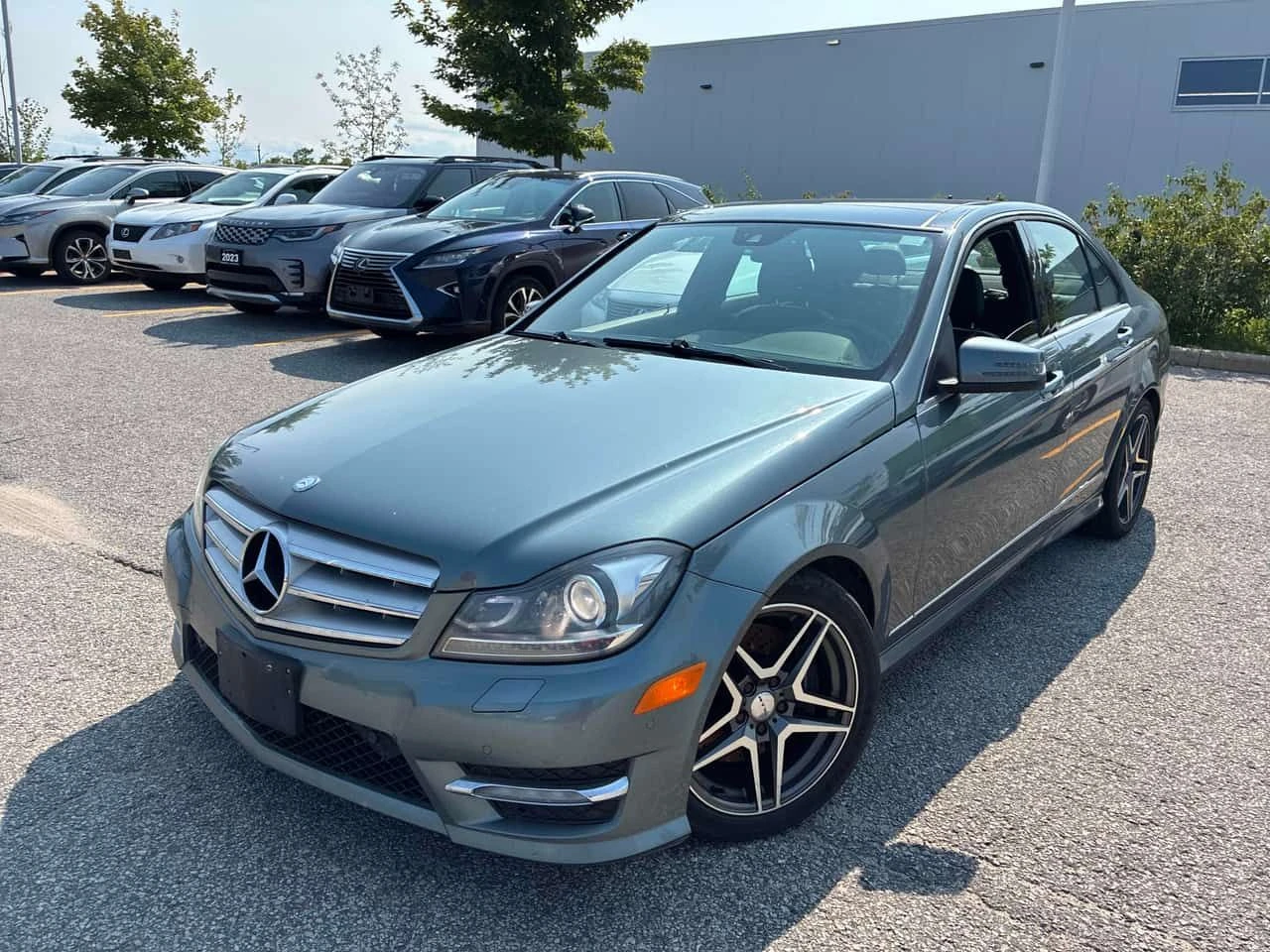 Mercedes-Benz C 300 * CARFAX * ОПЦИЯ ЗА ФИНАНСИРАНЕ 