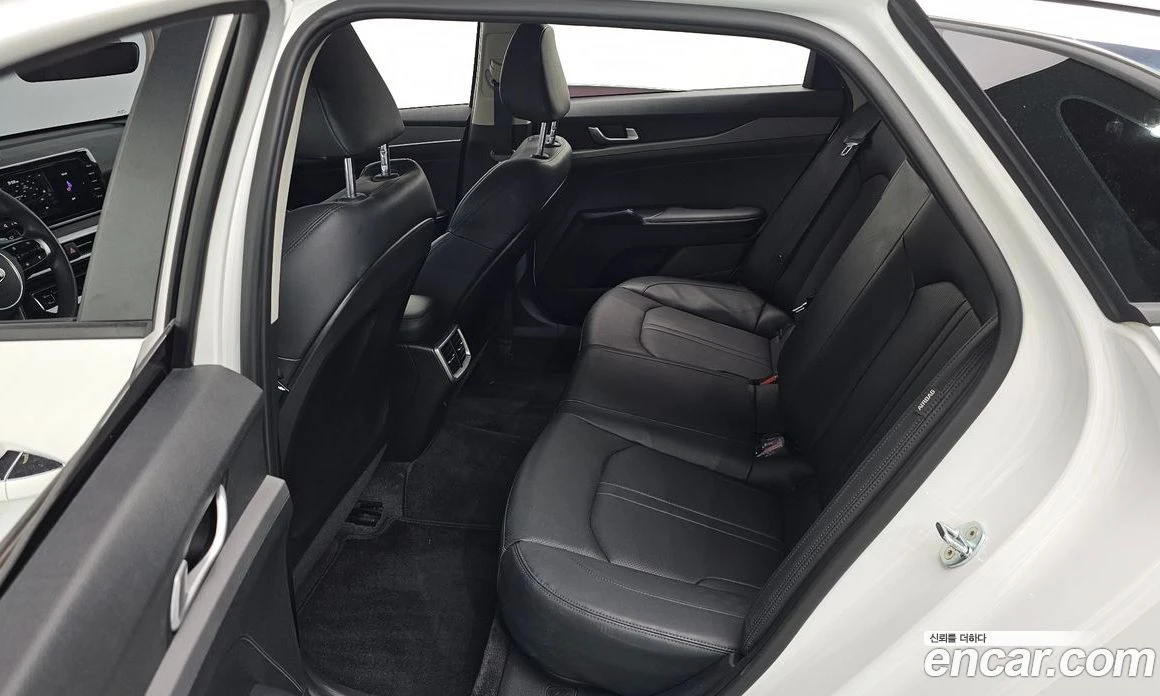 Kia K5 2.0 Trendy, снимка 12 - Автомобили и джипове - 55669018
