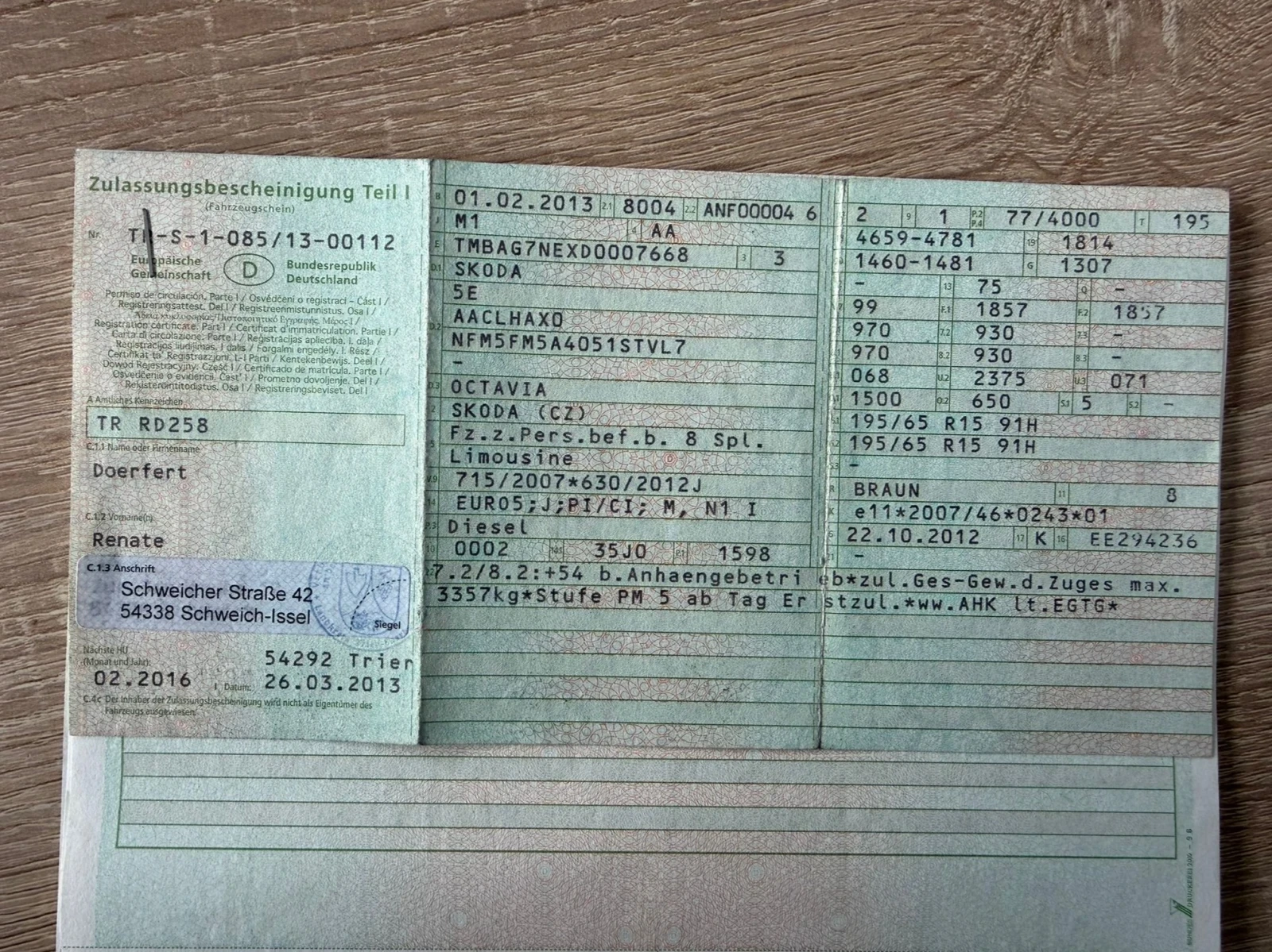 Skoda Octavia 1.6tdi, снимка 13 - Автомобили и джипове - 55738281
