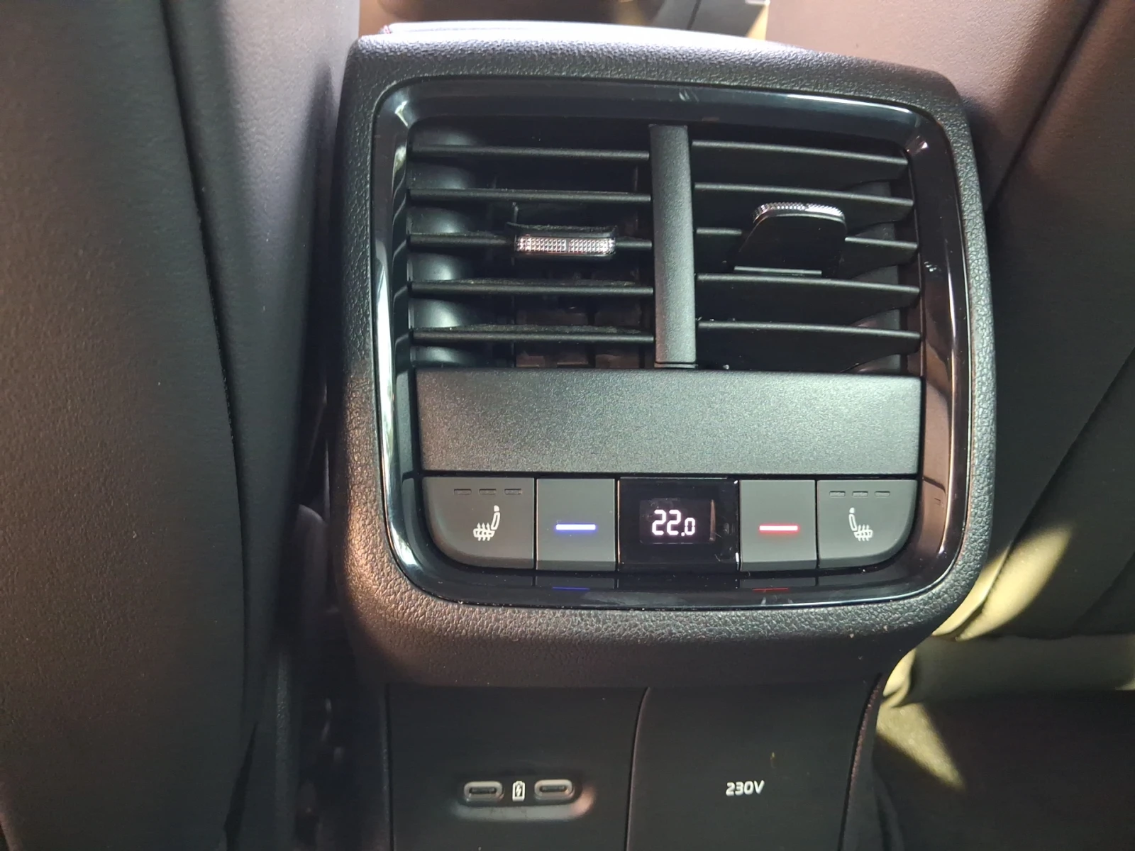 Skoda Octavia RS 2, 0 TDI, 200 �.�., 7DSG, 4x4 | Mobile.bg � ����������� 17