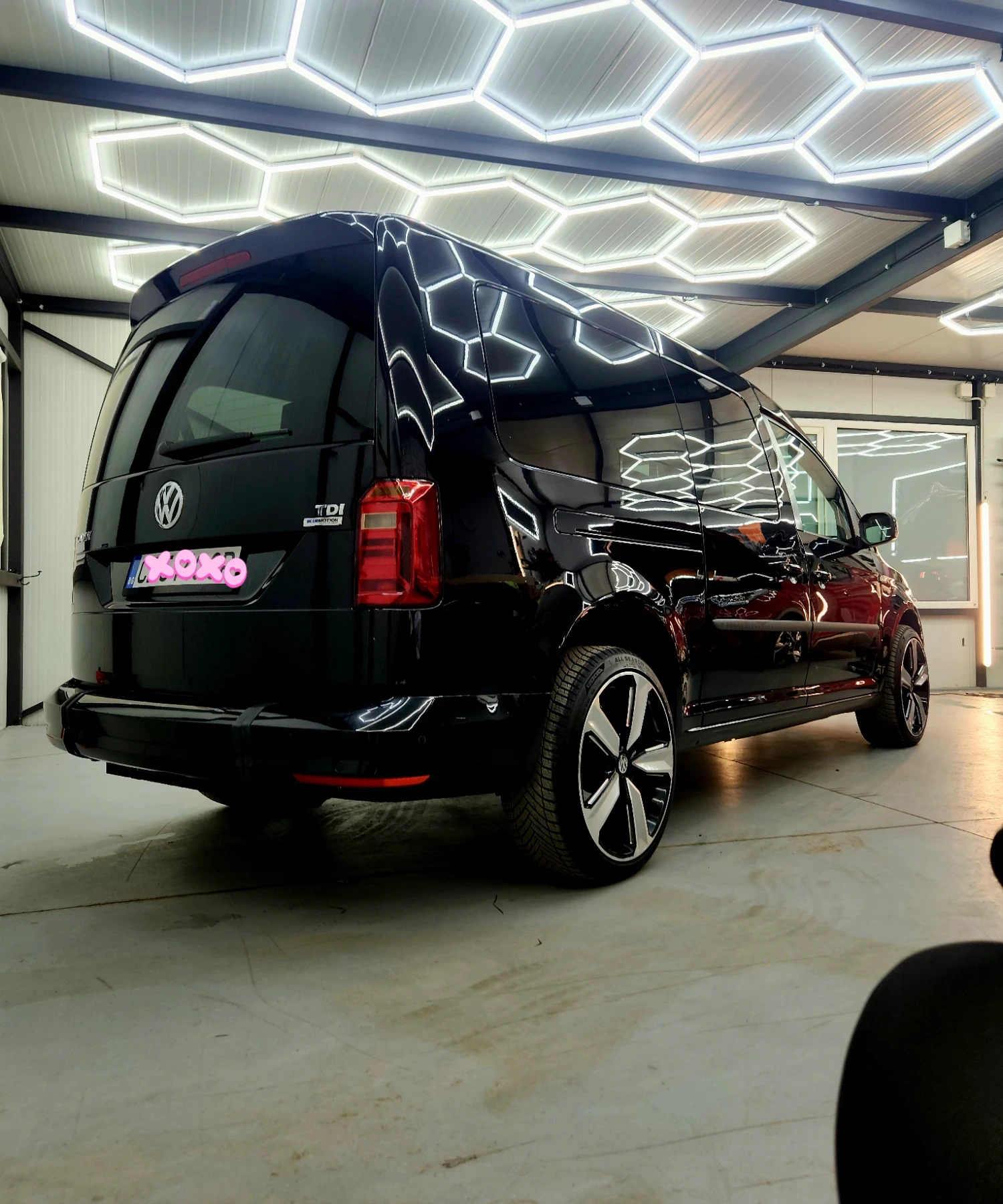VW Caddy MAXI 6+ 1 special , снимка 4 - Автомобили и джипове - 55875799