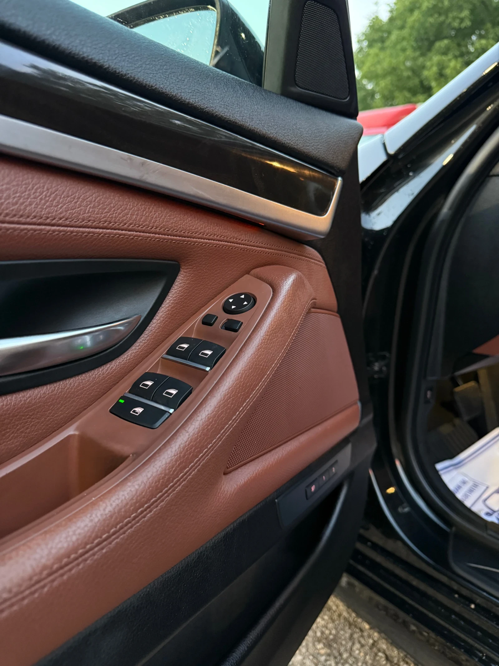 BMW 530 FACELIFT XDRIVE SOFTCLOSE MPACK KEYLESS, снимка 15 - Автомобили и джипове - 55890493