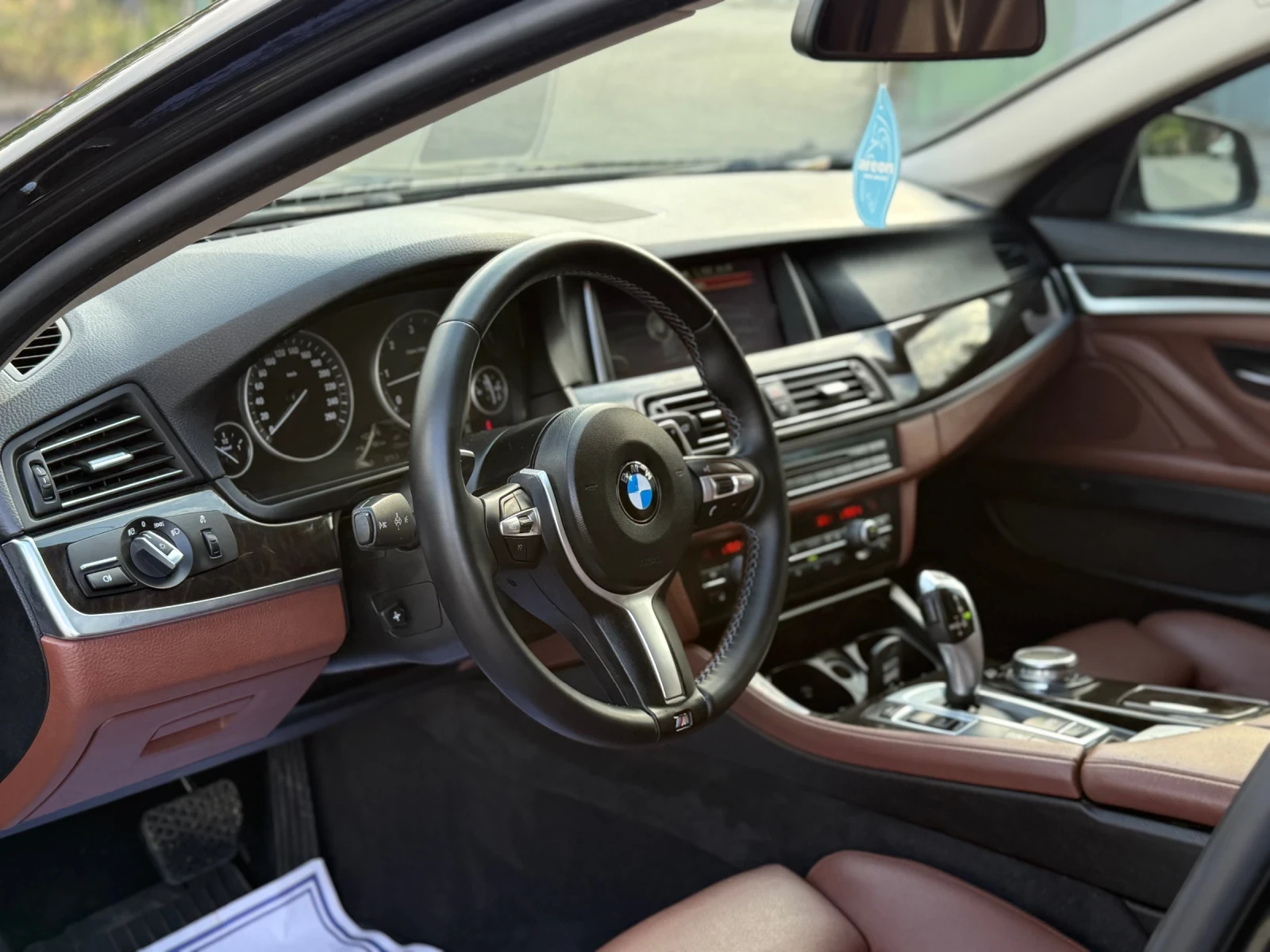 BMW 530 FACELIFT XDRIVE SOFTCLOSE MPACK KEYLESS, снимка 10 - Автомобили и джипове - 55890493