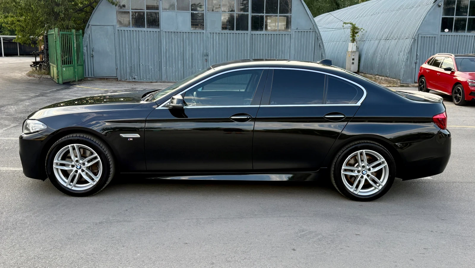 BMW 530 FACELIFT XDRIVE SOFTCLOSE MPACK KEYLESS, снимка 4 - Автомобили и джипове - 55890493