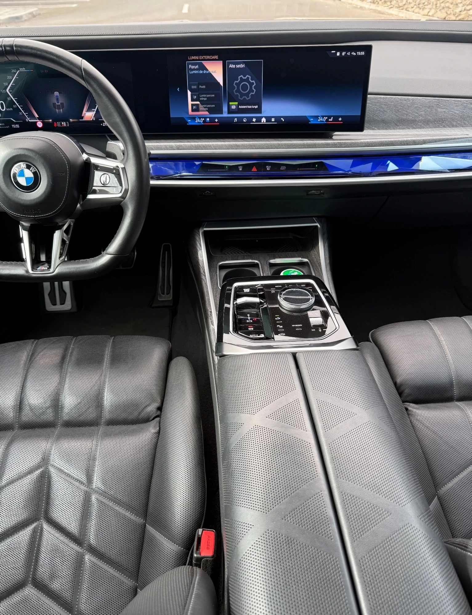 BMW 740 d xDrive M-Sport , снимка 7 - Автомобили и джипове - 56251745