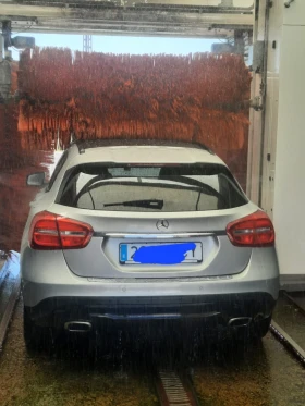 Mercedes-Benz GLA 200 AMG Line, снимка 2