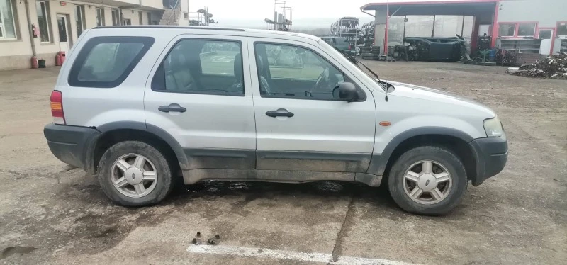 Ford Maverick 2.0, снимка 2 - Автомобили и джипове - 39399680