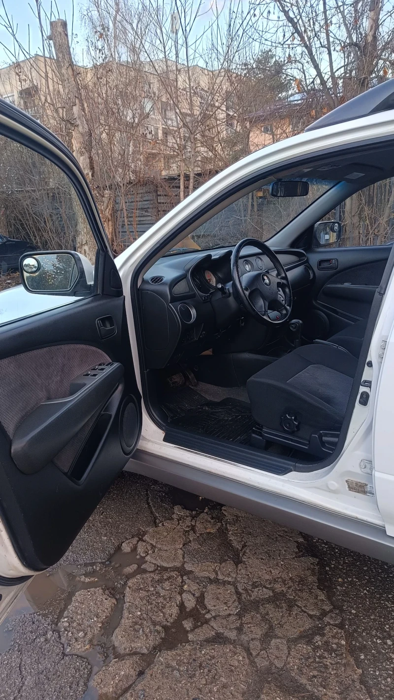 Mitsubishi Outlander 2.4 газ/автомат, снимка 5 - Автомобили и джипове - 48309003