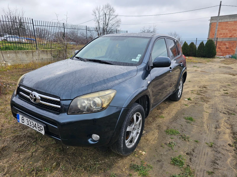 Toyota Rav4 хечбек, снимка 1 - Автомобили и джипове - 48475538