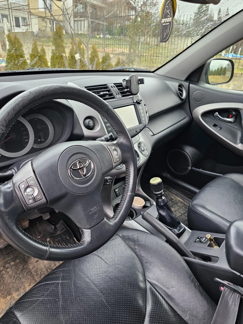 Toyota Rav4 хечбек, снимка 2 - Автомобили и джипове - 48475538