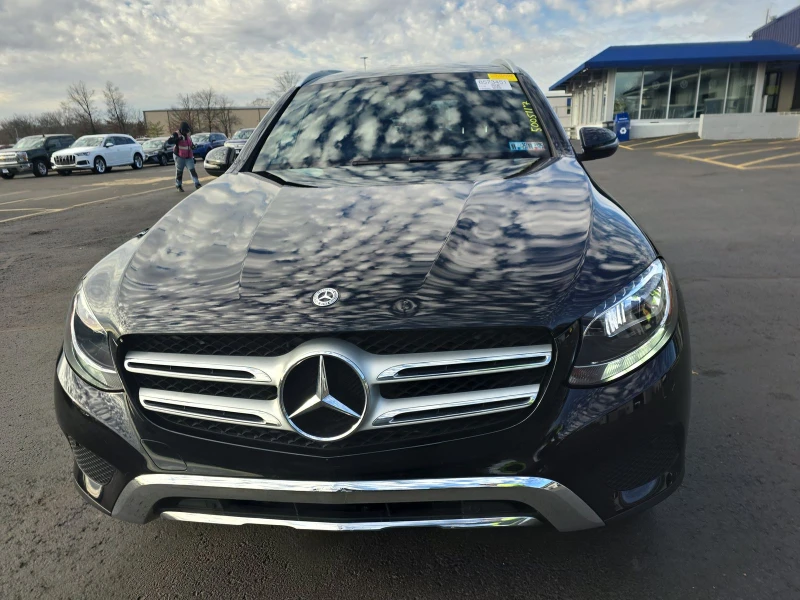 Mercedes-Benz GLC 300, снимка 2 - Автомобили и джипове - 48618559