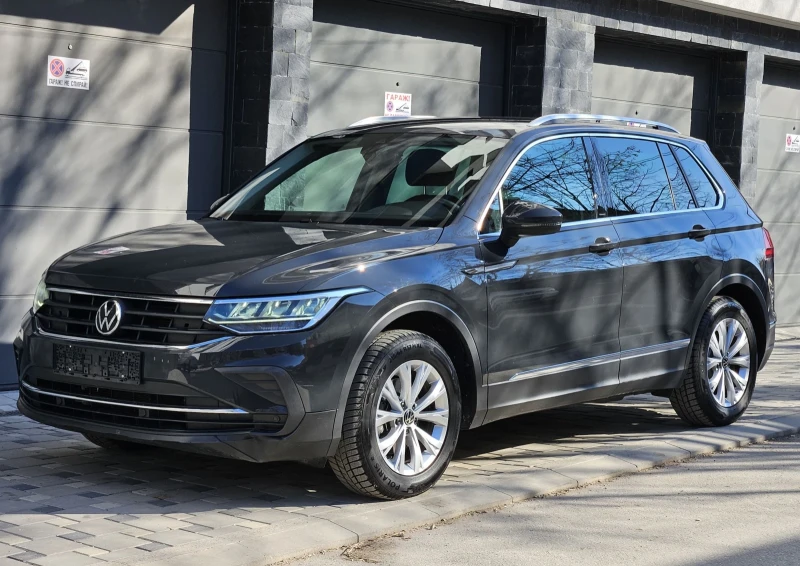 VW Tiguan 2.0TDI 115000км Дигитал KEYLESS Дистроник Ел.Багаж, снимка 1 - Автомобили и джипове - 49363198