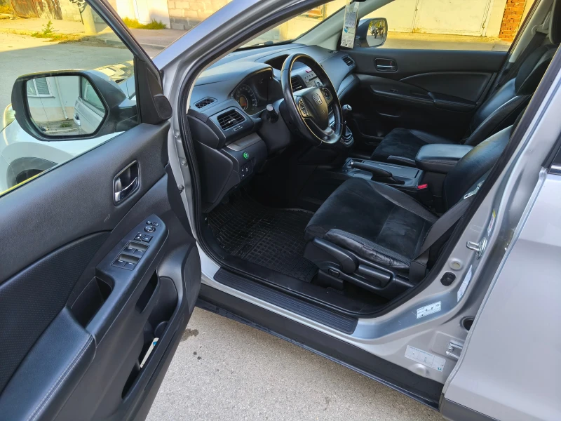 Honda Cr-v 1, 6  120к.с., снимка 12 - Автомобили и джипове - 52517735