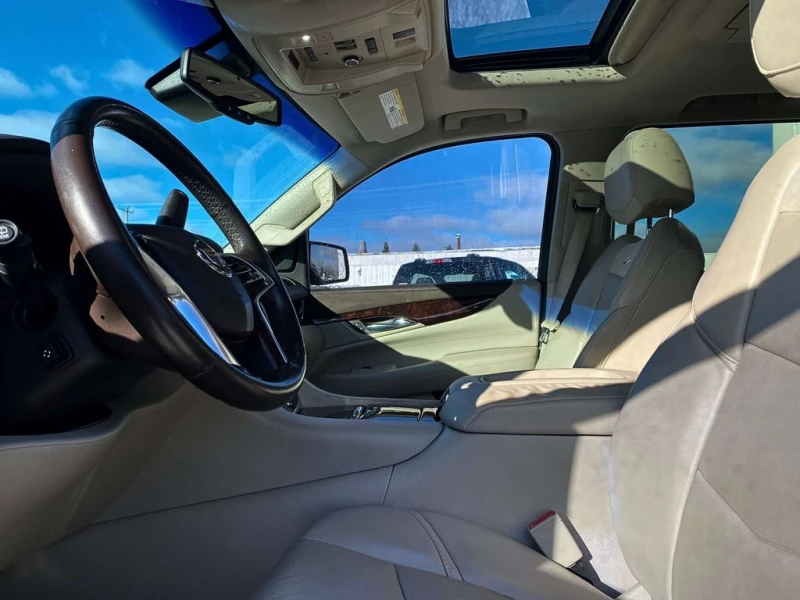 Cadillac Escalade * Premium * CARFAX * ЦЕНА ДО БГ, снимка 13 - Автомобили и джипове - 53471128