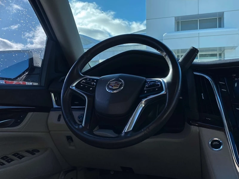 Cadillac Escalade * Premium * CARFAX * ЦЕНА ДО БГ, снимка 14 - Автомобили и джипове - 53471128