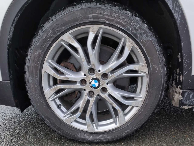 BMW X1 xDrive28i X Line | PANO | HUD | 2 КЛЮЧА | CARFAX, снимка 7 - Автомобили и джипове - 53568116