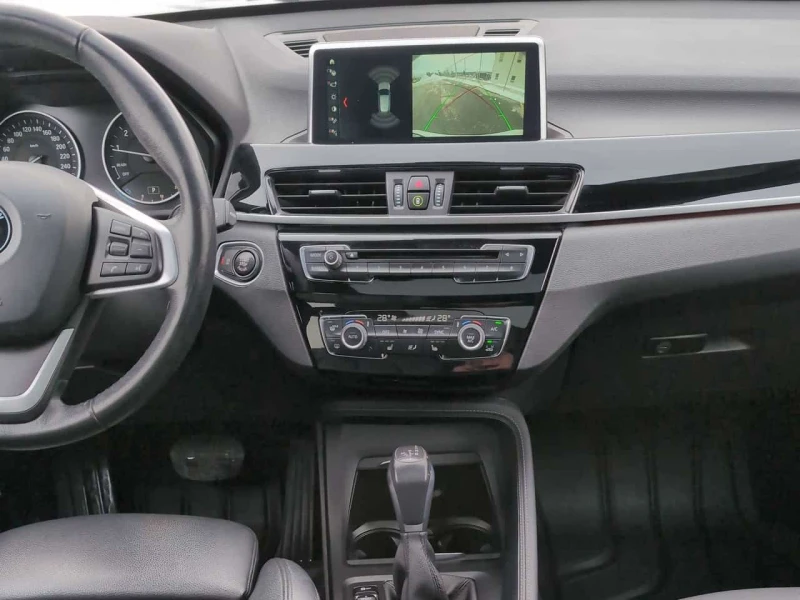 BMW X1 xDrive28i X Line | PANO | HUD | 2 КЛЮЧА | CARFAX, снимка 9 - Автомобили и джипове - 53568116