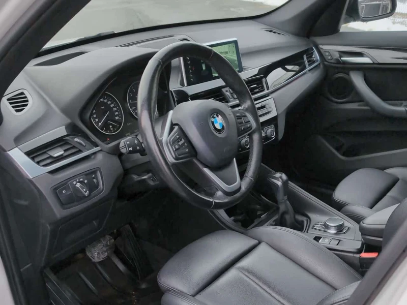 BMW X1 xDrive28i X Line | PANO | HUD | 2 КЛЮЧА | CARFAX, снимка 5 - Автомобили и джипове - 53568116
