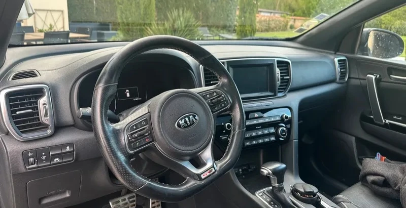 Kia Sportage 1.7 GT CRDI PREMIUM 141 kc, снимка 3 - Автомобили и джипове - 54543200