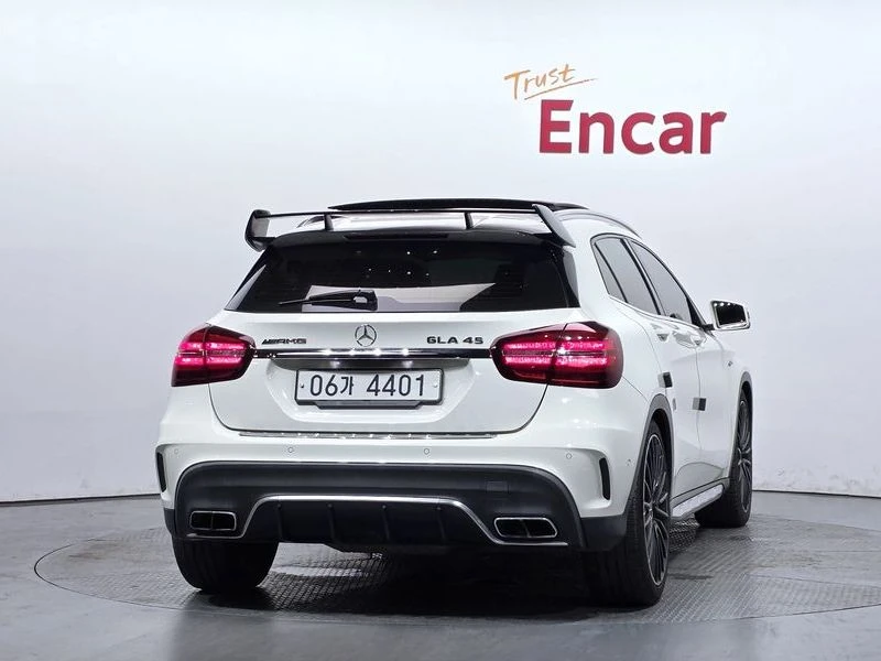 Mercedes-Benz GLA GLA45 AMG 4MATIC| 355�.�.| ���.��������� | Mobile.bg � ����������� 4