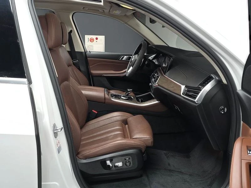 BMW X5 xDrive 30d xLine| 265к.с.| ВКЛ.ТЕХНОТЕСТ, снимка 11 - Автомобили и джипове - 55263197