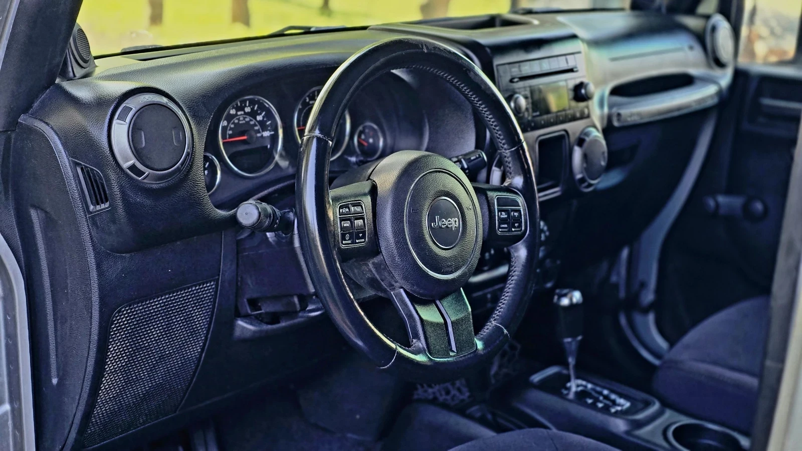 Jeep Wrangler 3.6, HARDTOP, Като Нов - изображение 6