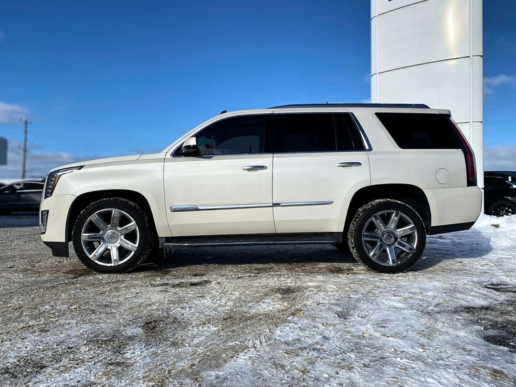 Cadillac Escalade * Premium * CARFAX * ЦЕНА ДО БГ - изображение 3