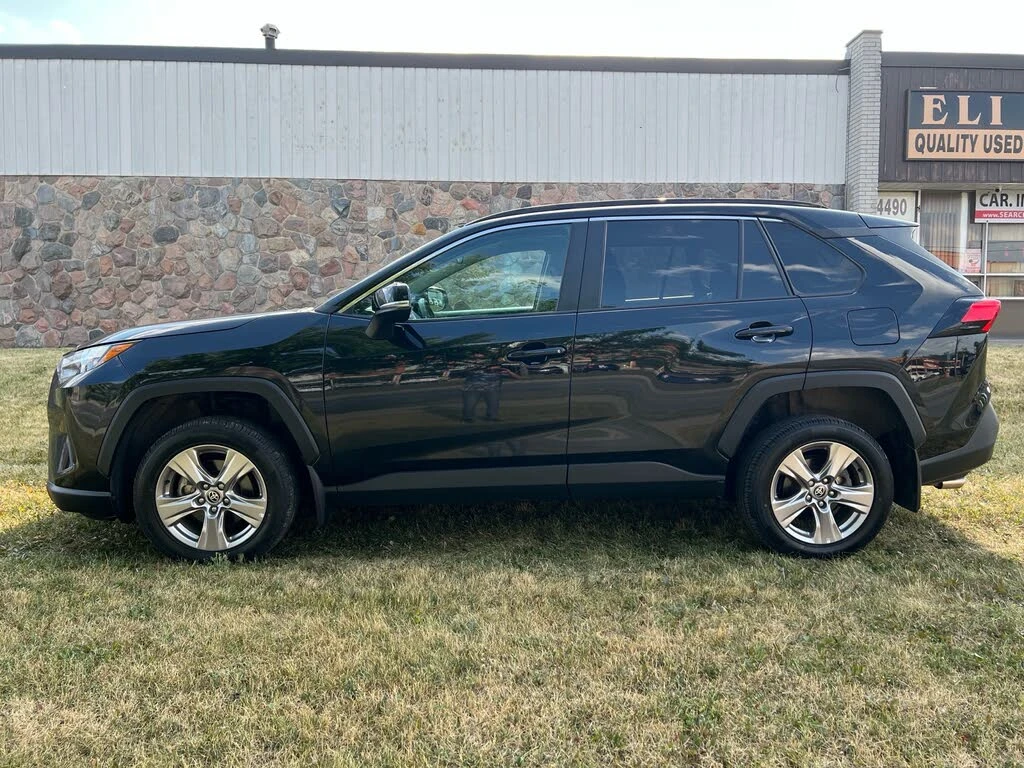 Toyota Rav4 XLE AWD* ПОДГРЕВ* КАМЕРА* KEYLESS - изображение 9