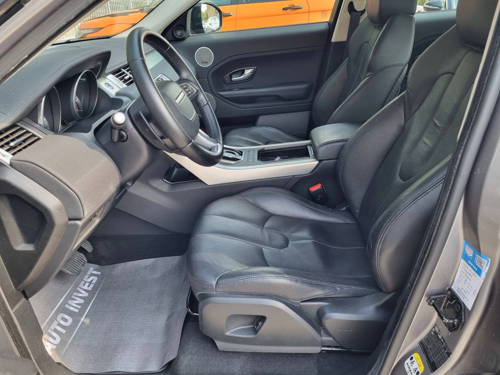 Land Rover Evoque 2.2/150ks, снимка 9 - Автомобили и джипове - 54005815