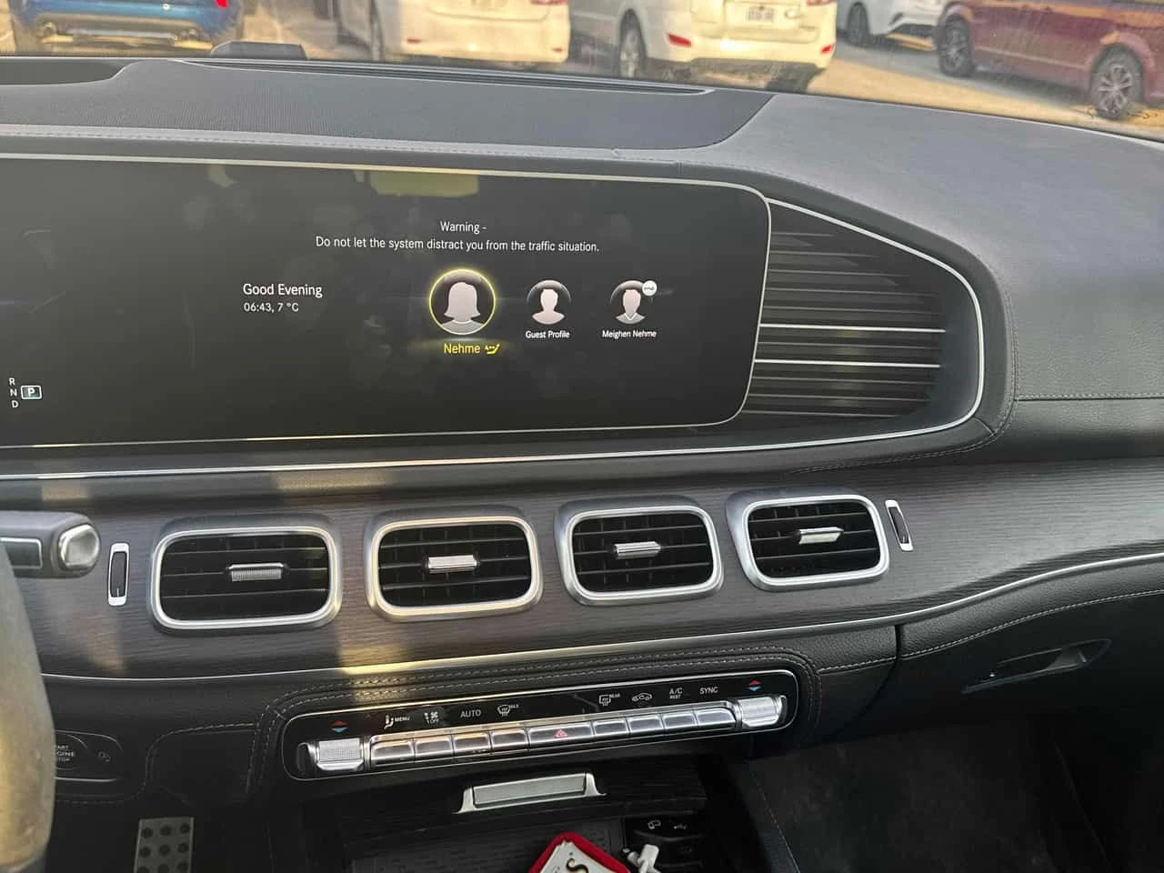 Mercedes-Benz GLE 53 4MATIC * AMG * ДИСТРОНИК * ОБДУХВАНЕ * 2 КЛЮЧА * ПАНО, снимка 9 - Автомобили и джипове - 54060559