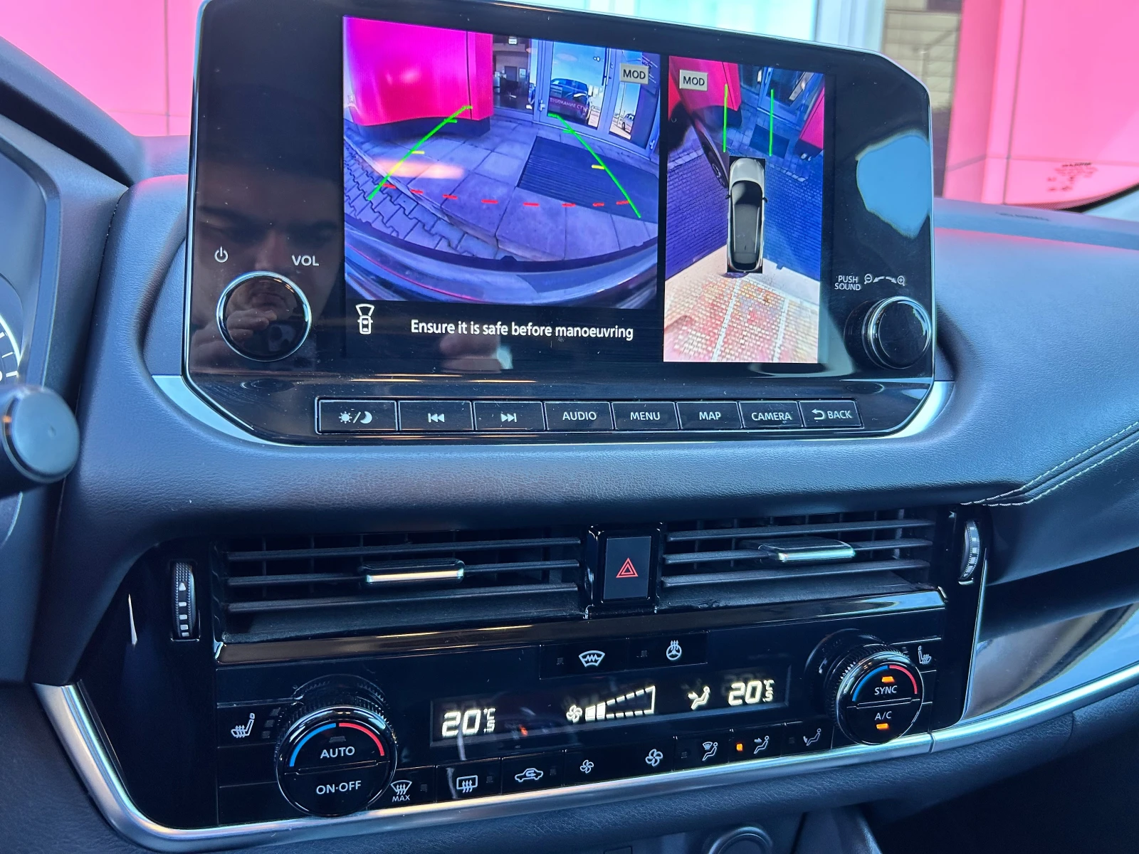Nissan Qashqai 1.3 N-Connecta A/T, снимка 7 - Автомобили и джипове - 54552598