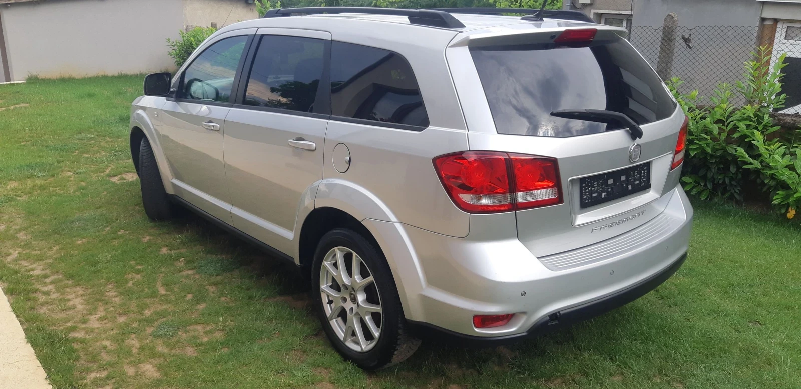Fiat Freemont 2.0-140 кс, 7места, снимка 6 - Автомобили и джипове - 54857738