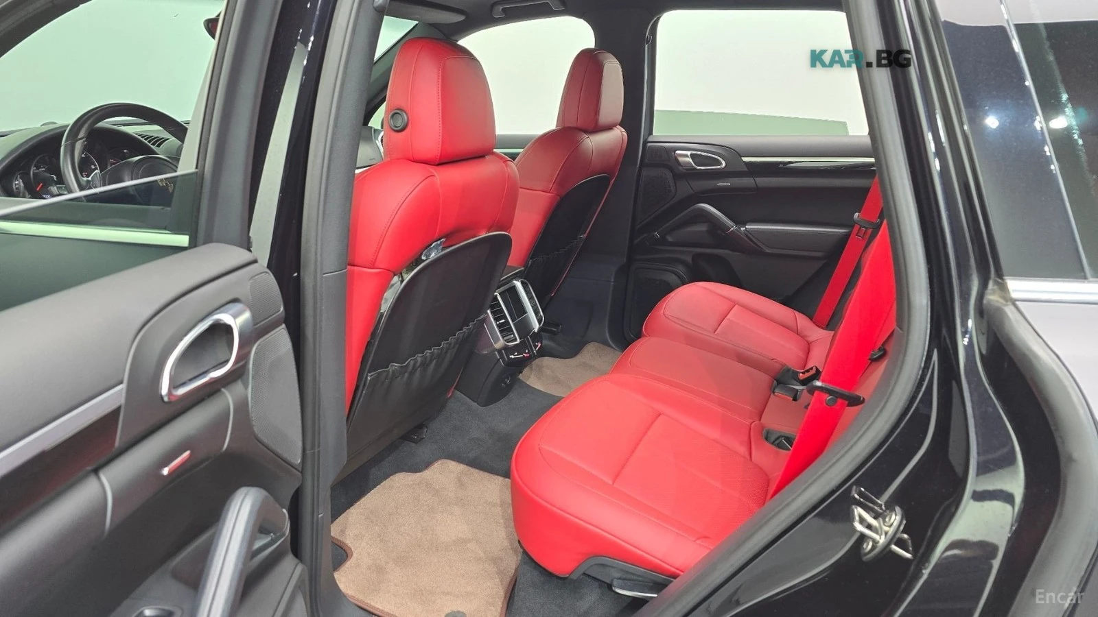Porsche Cayenne 3.0 DIESEL* КОЖА* ПОДГРЕВ* ПАНОРАМА* , снимка 11 - Автомобили и джипове - 54996552