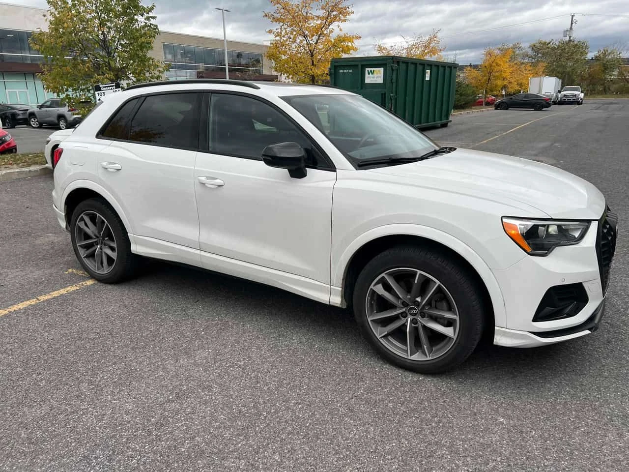 Audi Q3 * Premium 40 TFSI quattro * CARFAX * АВТОКРЕДИТ, снимка 7 - Автомобили и джипове - 55093981
